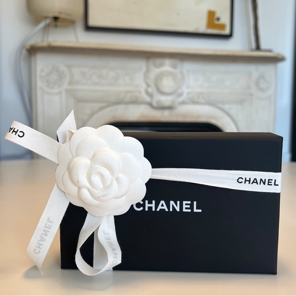 Chanel gift box with Carnellian bow and flower